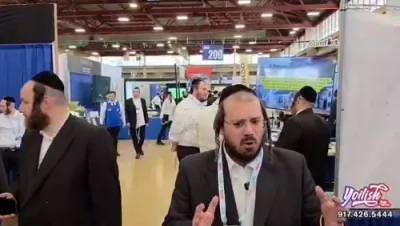 נאך פולע אינטערסאנטע סצענעס פון סאטמארק ביזנעס עקספאו