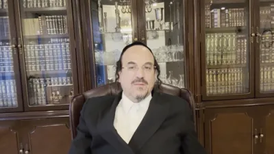 א הערליכע היסטורישע שיעור וועגן "כ' סיון" היסטוריה אין מעשיות  - דורך הרב אליהו שווארץ ביים שיעור עמוד היומי 'דרשו' מסכת יומא דף כא ע"ב