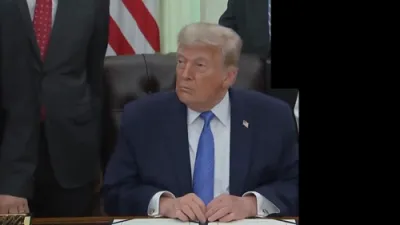 א מעכטיגער קלאפ פאר טעהראן: טראמפ באשטעטיגט אז אמעריקאנער אפעראציעס האבן חרוב געמאכט די איראנער אויל פראדוקציע, וואס טרייבט ארויף די פרייזן צו א רעינדזש פון 85 ביז 90 דאלאר.