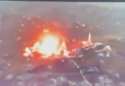 חיזבאללה אינפראסטרוקטור חרוב ונחרב אין מארון אל-ראס &ndash; דרום לבנון גרעניץ דארף אויפגעטרייסלט דורך דראמאטישע אויפרייסן.