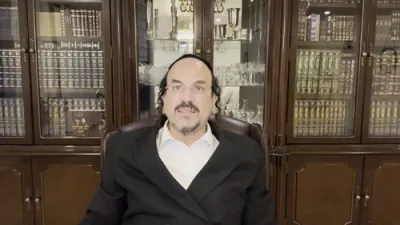 א הערליכע מעשה:"5 מינוט וואס האבן איבערגעקערט וועלטן" - דורך הרב אליהו שווארץ ביים שיעור עמוד היומי 'דרשו' מסכת יומא דף כד ע"ב