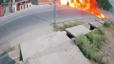 פאקיסטאנע מיליטערישע פליגער האט געקראכט, און די פילאטן האבן זיך געראטעוועט 