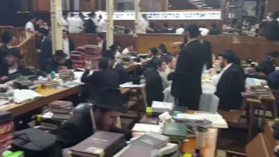 ג' תמוז אין 770 הויפטקווארטיר 
