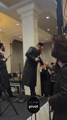 לעבעדיגע חתונה בבית ר' שלומי שטיינמעץ 