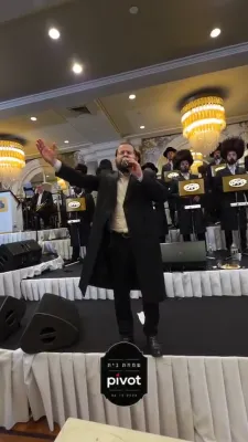 לעבעדיגע חתונה בבית ר' שלומי שטיינמעץ 