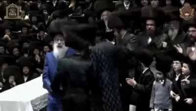 פולע ווידיאוס פון שמחת החתונה בחצר הקודש צאנז