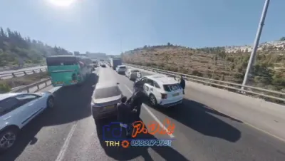 פיינע ווידיאוס פון די "קאר פראטעסט" קעגן גזירת הגיוס 