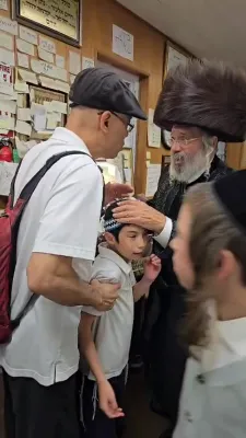 שלש סעודות אין ניקלשבורג