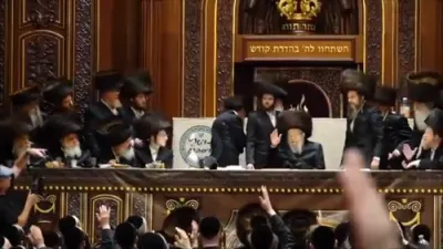 זעלטענע ווידיאו פון די שמחת החתונה בחצר הקודש סלונים וואס איז פארגעקומען לעצטע וואך