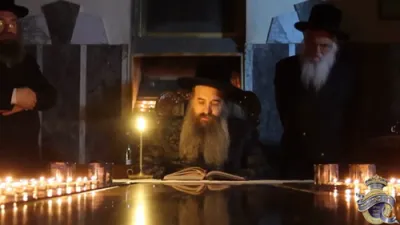 כ"ק אדמו"ר מסאדיגורא ירושלים שליט"א ביי דברי חיזוק פאר די חסידים 