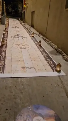 געהויבענע ביקור חיזוק דורך האדמו"ר מקרעטשניף-כפר עטה בקרב תלמידי שיעור ד' דשיכון סקווירא, וועלכע וויילן אין די טעג אויף א נסיעה אין ארה"ק 