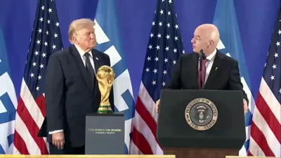 פיפ"א פרעזידענט אינפאנטינא לויבט אויס פרעזידענט טראמפ: "די געוואלדיגע הצלחה פון דעם וואורלד קאפ איז צו פארדאנקען דיין חלק!"