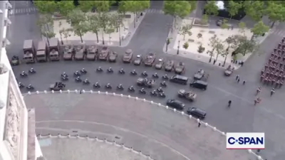 צוריק מיט 80 יאר? פלוצלינג ווייזן אלע לענדער זייער מיליטערישע שטארקייט ( דאס מאל אין פראנקרייך)