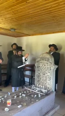 "שווערע קוויטלעך" נסיעה פון כ"ק אדמו"ר מקרעטשניף כפר עטה שליט"א 