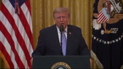 טראמפ פארלאנגט גערעכטיגקייט נאכדעם וואס עס קומען ארויס באשולדיגונגען איבער פארשוויגענע אינטעלידזשענס וואס צייגט אז כינע האט אפגעקויפט דאטא פון אמעריקאנער וויילער.