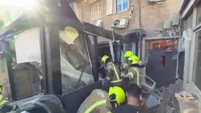 שוידערליכע טראגעדיע: אן עלטערער איד איז ליידער נפטר געווארן נאכדעם וואס א באלקאן איז איינגעפאלן ביים 'אנג'ל' בעקעריי אין די רחביה געגנט אין ירושלים.