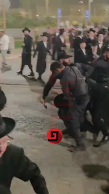 ערשטע סצענעס פון די מחאה פון חסידי גור קעגן איבער כלא 10