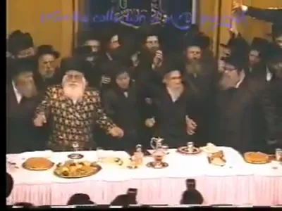 היסטארישע ווידיאו פון כ"ק האדמורי"ם מסלונים און וויזניץ ז"ל מיט כ"ק אדמו"ר מבעלזא שליט"א 