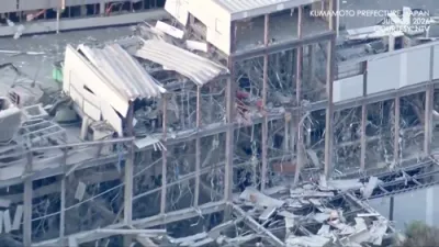 ברייטע זיכערייען קומען יעצט פאר נאך 20 ארבעטער וואס זענען געכאפט געווארן אונטער די חורבות פון אן איינגעפאלענעם שאפינג מאלל אין יאפאן.