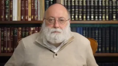 אייאוואסקא: א רוחניות'דיגע רייזע?