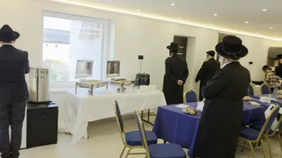 ערשטער בילדער אין ווידעאָס פֿונעם גרויסן יאַרצייט אין ליסקא
