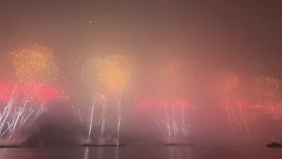 אמעריקע ברעכט וועלט רעקארד: 840,537 פייערווארקס באשיינען וואשינגטאן די. סי. לכבוד דעם 250'סטן יארטאג
