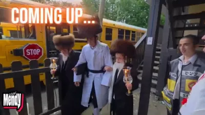 יונגע טאלאנט: מונקאטשע קעמפ מאכט א רעבישע חתונה