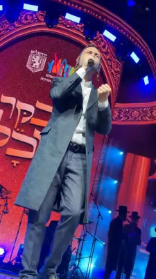 א שיינע קאנצערט 'לבקר בהיכלו' איז פארגעקומען אין ארץ ישראל באגלייט מיט די גרעסטע זינגערס פון ארץ ישראל