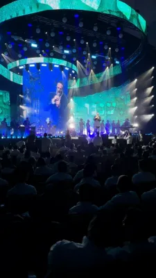 א שיינע קאנצערט 'לבקר בהיכלו' איז פארגעקומען אין ארץישראל באגלייט מיט די גרעסטע זינגערס פון ארץ ישראל