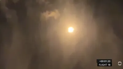 דורכפאל: כינעזישע 'לאנג מארטש 7A' ראקעט רייסט אויף 85 סעקונדעס נאכן ארויפפליען.