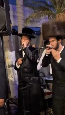 'א מוזיקאלישע בליק' פונעם היינטיגן טאג.