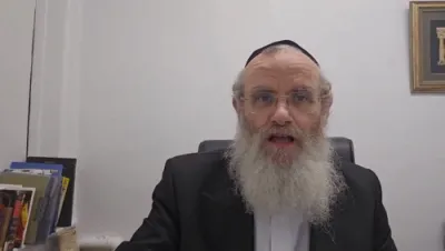 היסטארישע קאמפיין דורך הרב יונתן שווארץ ארויס צום פובליק אין די טעג