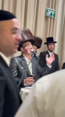 'א מוזיקאלישע בליק' פונעם היינטיגן טאג.