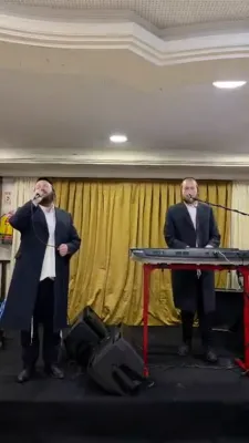 'א מוזיקאלישע בליק' פונעם היינטיגן טאג.