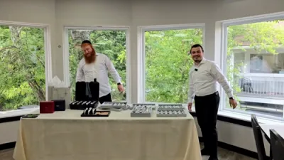 ווי אזוי אויסצוקלייבן די ריכטיגע זייגער אין אונטער א מינוט מיט ארבערי ענד קא.