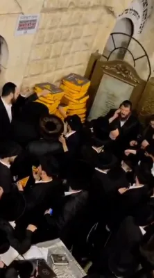 ווידעא פון די מלווה מלכה בחצר הרשב"י דעם וואך מוצאי שבת