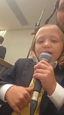 'א מוזיקאלישע בליק' פונעם היינטיגע טאג.