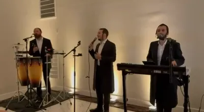 'א מוזיקאלישע בליק' שימי פאזען 🎹  חיים הורוויץ 🎤