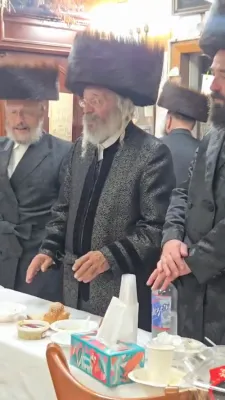 סוף זומער סצענעס אין כלל ישראל'ס שול