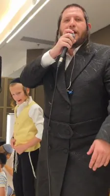 'א מוזיקאלישע בליק' פונעם היינטיגע טאג.