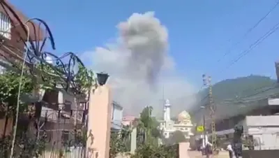 א צווייטע מדינת ישראל אטאקע לייגט חרוב הייזער אין אראבסאלים בשעת שווערע רויך הילט איין דרום לבנון