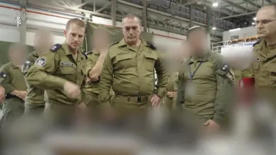 קאמף גרייט: צה"ל טשיף זמיר באטראכט די גרייטקייט פון די עיר פארס, און לויבט די "אומפרעצעדענטליכע" אפעראציעס.