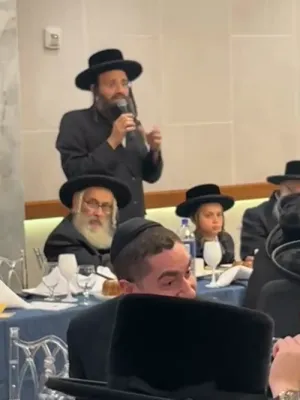 הזורעים בדמעה ברינה יקצורו: שמחה בכל העולמות ביי די היסטארישע בר מצוה פון הבחור אלימלך העניך יהודה וויינגארטן ני"ו מיוצא לב טהור 
