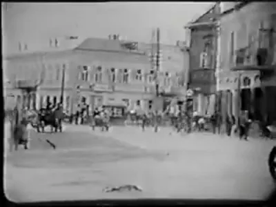 א זעלטענע ווידעא פון ישיבת פאנאוועזש אין ליטע אין יאר תרצ"ב, דורכאויס וועלכע מען זעט הגאון רבי יוסף שלמה כהנמאן זצוק"ל זיך פלפל'ען מיט די תלמידים.