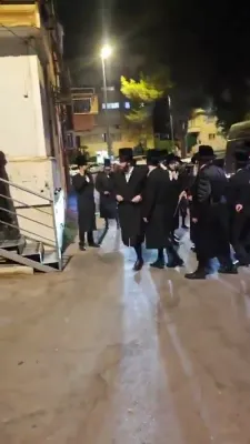 ווידעא: כ"ק אדמו"ר מוויזשניץ מאנסי שליט"א ביי א פארטאגס באזוך אין ירושלים בעת זיין נסיעה קיין ארץ ישראל