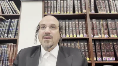 א הערליכע מעשה "פון מרן הסטייפלער זי"ע" וואס האט הער געטאהו ראש השנה ביינאכט - דורך הרב אליהו שווארץ ביים שיעור עמוד היומי 'דרשו' מסכת יומא דף סא