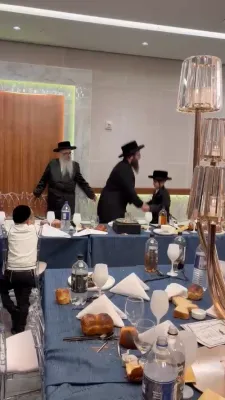 הזורעים בדמעה ברינה יקצורו: שמחה בכל העולמות ביי די היסטארישע בר מצוה פון הבחור החשוב א יוצאי לב טהור אלימלך העניך יהודה וויינגארטן ני"ו