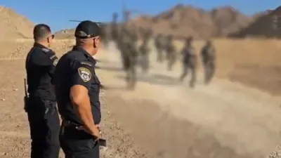 צה"ל פירט דורך א גרויסע מיליטערישע טרענירונג אין אילת באזירט אויף די לעקציעס פון אקטאבער 7
