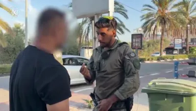 יום טוב אפעראציע: גרעניץ פאליציי ארעסטירט 28 אומלעגאלע איינוואוינער איבערן לאנד