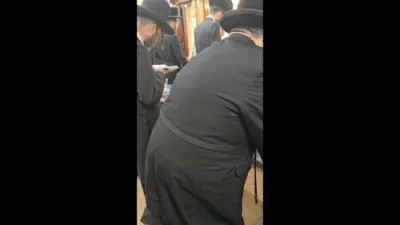 ערב ראש השנה בחצר הקודש ליסקא